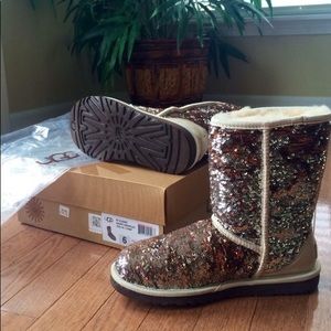Sparkly uggs size 6
